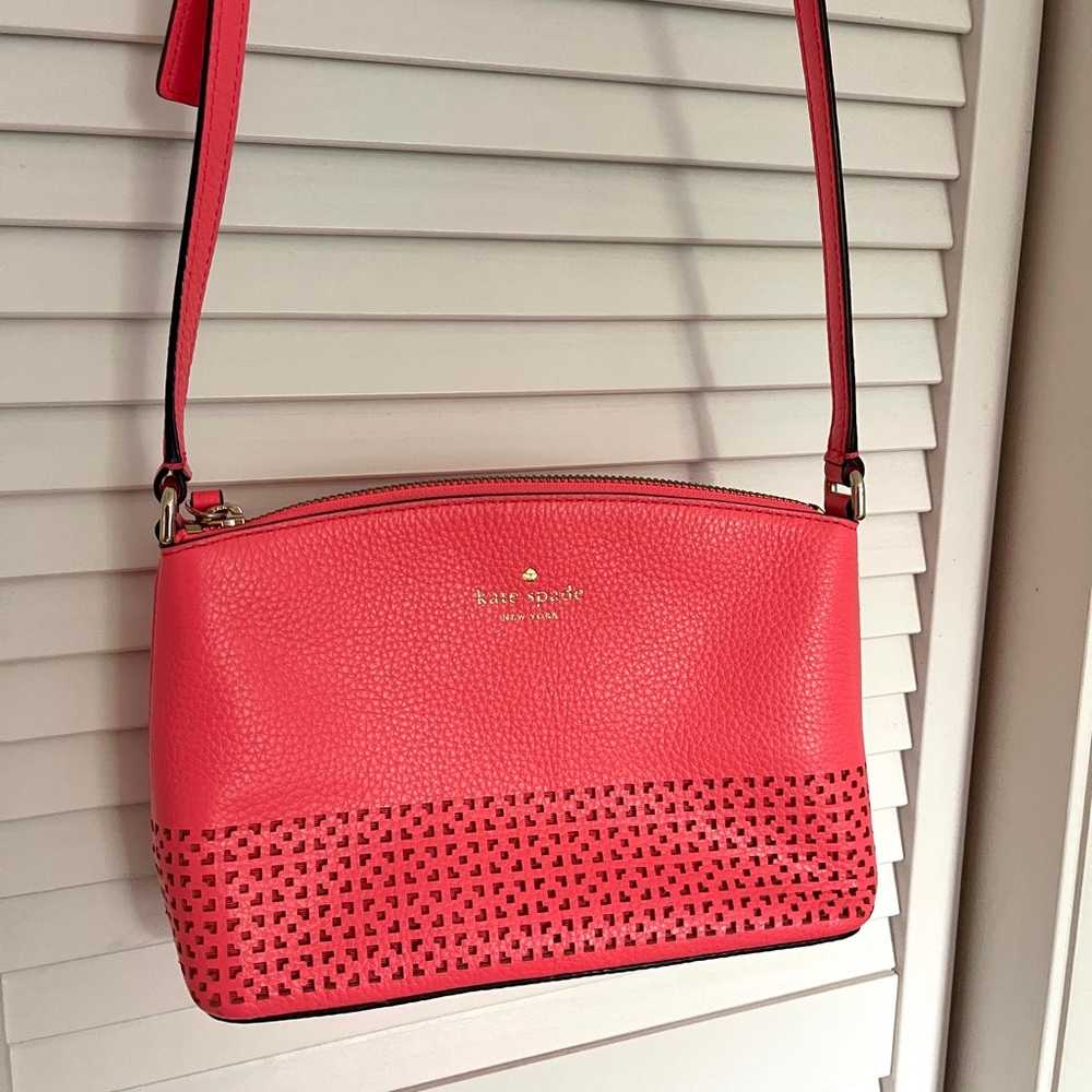 Kate Spade Laser Cut Pink Purse - Picture 1 of 5